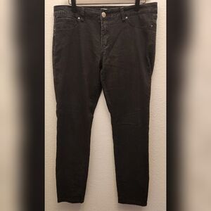 ROYALTY FOR ME Petite Black Skinny Jeans